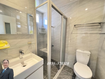 【租】民俗公園全聯(電梯)前大陽台-套房 (不寵)  請洽 : 0935-378318（第7張）