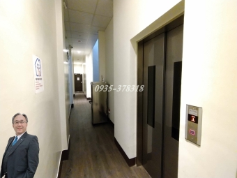 【租】民俗公園全聯(電梯)前大陽台-套房 (不寵)  請洽 : 0935-378318（第2張）