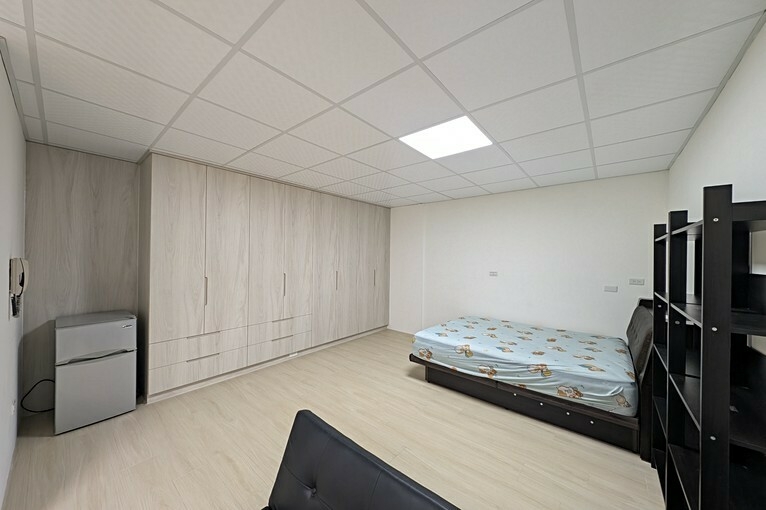 (可租補)自由路獨立大套房附平車*獅子王(第1張)