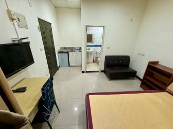 💞大象租屋💞近SOGO.威尼斯影城旁.漂亮精緻網路套房.附傢俱家電.（第4張）