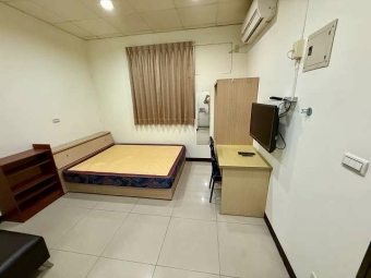 💞大象租屋💞近SOGO.威尼斯影城旁.漂亮精緻網路套房.附傢俱家電.（第1張）