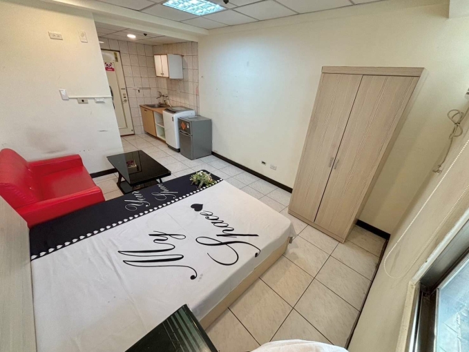 可貓✨台水電好讚✨可租補✨流理臺✨近太原車站✨獨洗曬（第2張）