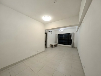 環球市四室附平車*獅子王（第2張）