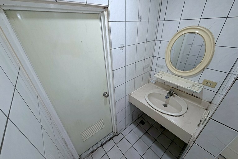 兆基社會住宅🏠📍皇家翡翠一樓兩房（第13張）