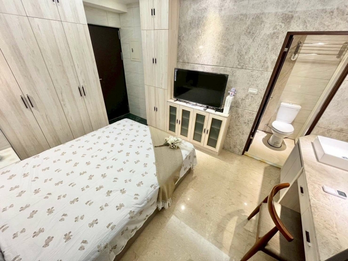 潘潘精選🌺陽台獨洗曬🔅可租補🥑乾濕分離✨衛浴開窗(第8張)