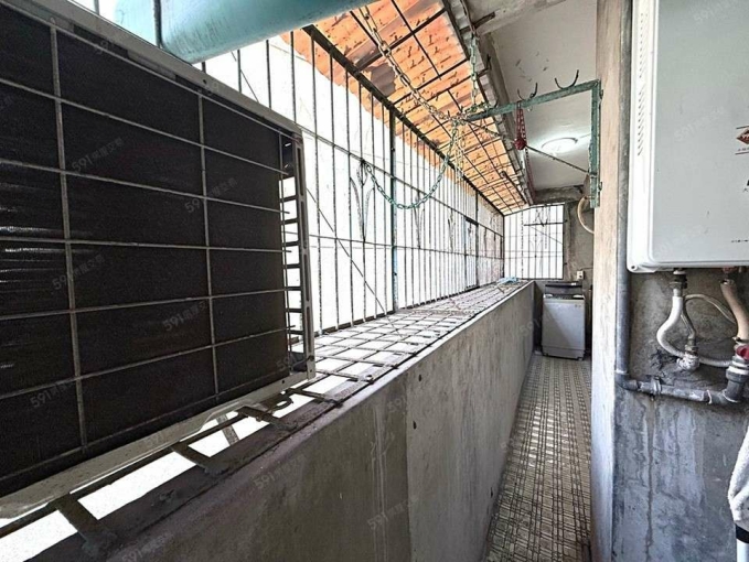 @@六張犁捷運商圈旁*簡約採光明亮通風宅(第15張)