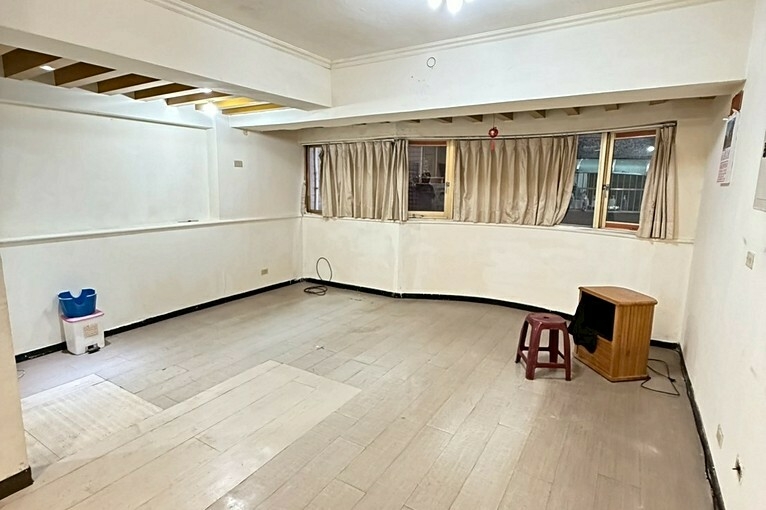 兆基社會住宅🏠⛳️皇家極品~稀有二樓電梯兩房好停車~⛳️（第1張）