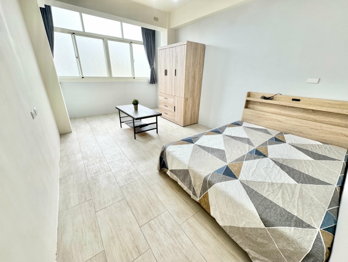 🔥西區可貓套房🔥陽台獨洗🔥飲水機🔥近忠信國小 - Image 1