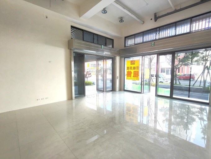 橘子🍊達麗創世紀🍊角間旁雙開門金店面🍊附平車行業好談(第4張)