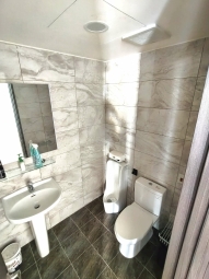 橘子🍊達麗創世紀🍊角間旁雙開門金店面🍊附平車行業好談（第6張）