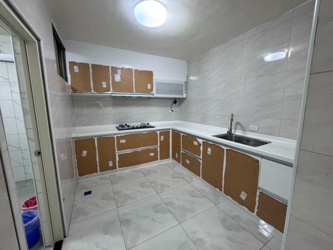 賴厝國小~全新裝潢大5房透天（第3張）