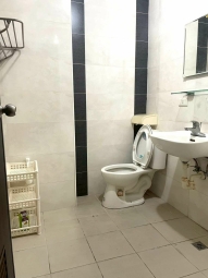 租客勞基法免費諮詢💖全新整理 第一市場 成功路商圈 🌳臨路隱藏版大坪數格局看了就❤️｜超深間6大房‼️有衣帽間 和室房｜透天店面｜店住合一 ✅可營登 現況出租（第4張）