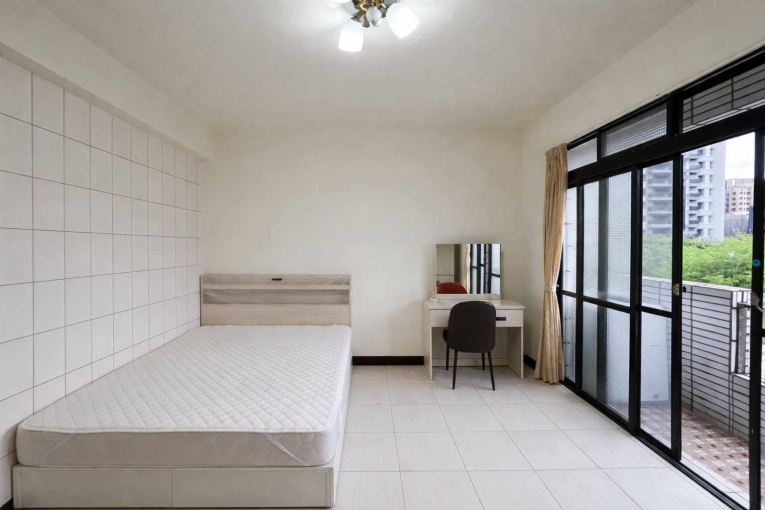 小資大空😍可雙租補✨採光明亮通風🔆可租補📍逢甲（第1張）