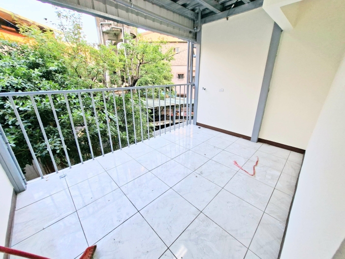 可乖寵☆大陽台獨洗☆室內超級大空間（第9張）