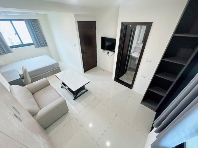 ❤️東區可租房屋補助極新採光好陽台獨洗曬系統櫃乾濕分離電梯套房（第2張）