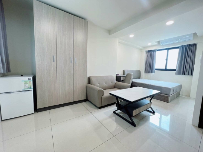 ❤️東區可租房屋補助極新採光好陽台獨洗曬系統櫃乾濕分離電梯套房（第3張）