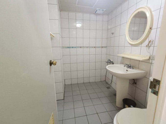 想見你💖上班族最愛💖中國醫✅可租補✨流離台可煮✨台水電管理員（第13張）