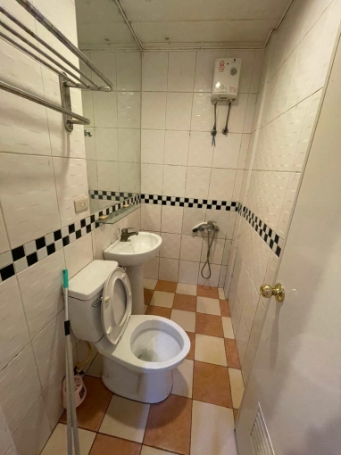 台中醫院教育大學勤美大套房(可當工作室)（第8張）