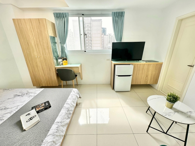 可租補-超新套房*陽台獨洗曬*沙發~ - Image 10