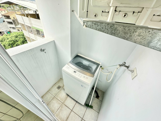 可租補-超新套房*陽台獨洗曬*沙發~ - Image 15