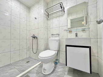 穿梭時間的畫面的鐘👍陽台獨洗🐈可貓貓✨可租補💕宇你相見💫近勤美 科博館（第7張）