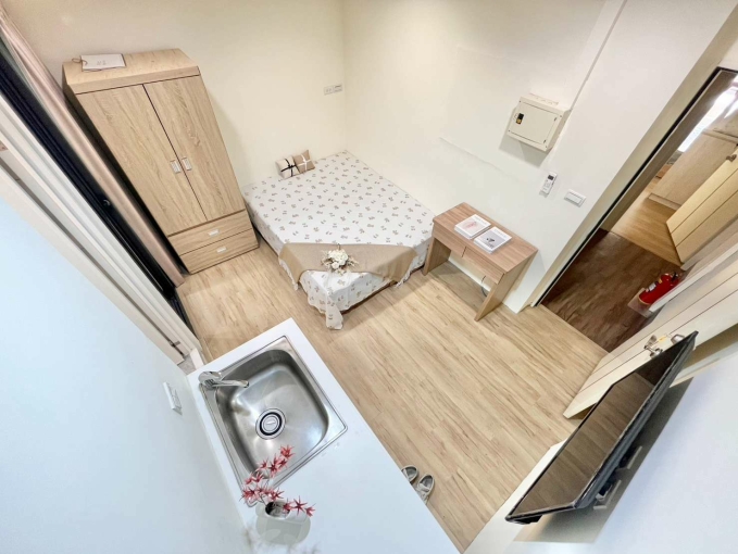 穿梭時間的畫面的鐘👍陽台獨洗🐈可貓貓✨可租補💕宇你相見💫近勤美 科博館（第4張）