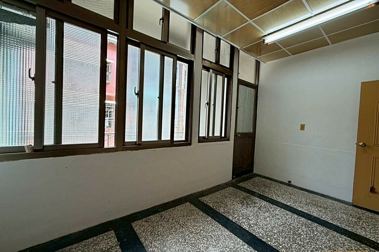 兆基社會住宅🏠七堵火車站旁|公寓2樓三房出租|可租補(第2張)