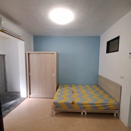 舒適北歐風,前有前院停車位,後院有獨立曬衣區與休憩空間,寧靜社區好窩 - Image 15