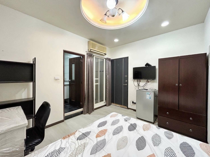 🦋帶我走❤️陽台獨洗曬💕可租補💎子母車👌衛浴開窗(第3張)