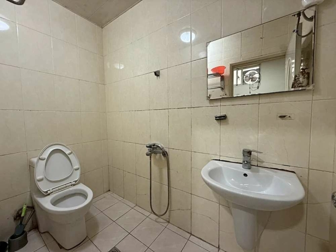 租屋找77✿近市府電梯套房,垃圾集中,可補助 - Image 4