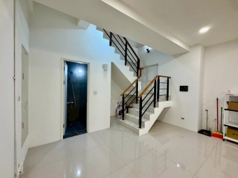 南興公園/捷運站/33坪使用空間樓店兩衛浴（第6張）