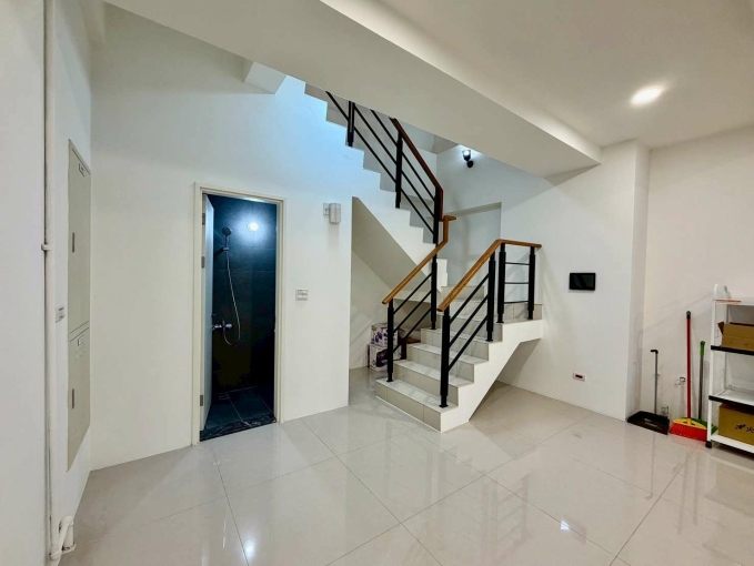 南興公園/捷運站/33坪使用空間樓店兩衛浴（第6張）