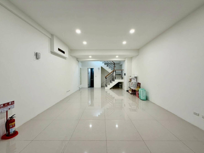 南興公園/捷運站/33坪使用空間樓店兩衛浴（第5張）