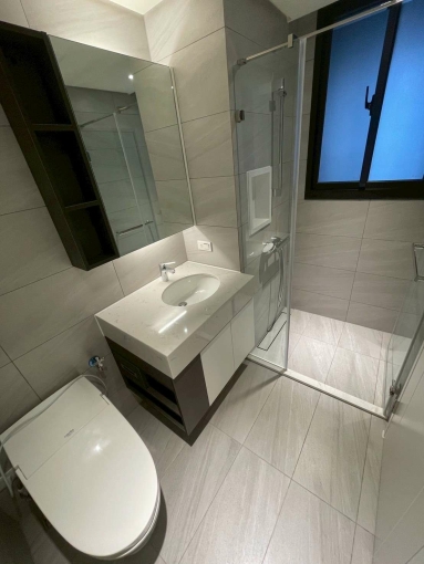 百萬裝潢全配2房1廳+平面車位😍衛浴開窗📣可租補入戶籍（第8張）