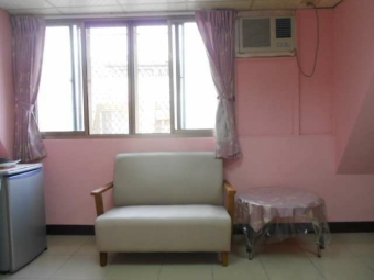 免仲介費 近中壢火車站及工業區公寓5樓網路大套房便宜出租（第2張）