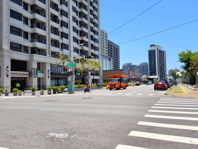 仁武澄德特區｜三發首席金店面(平車另租)（第3張）