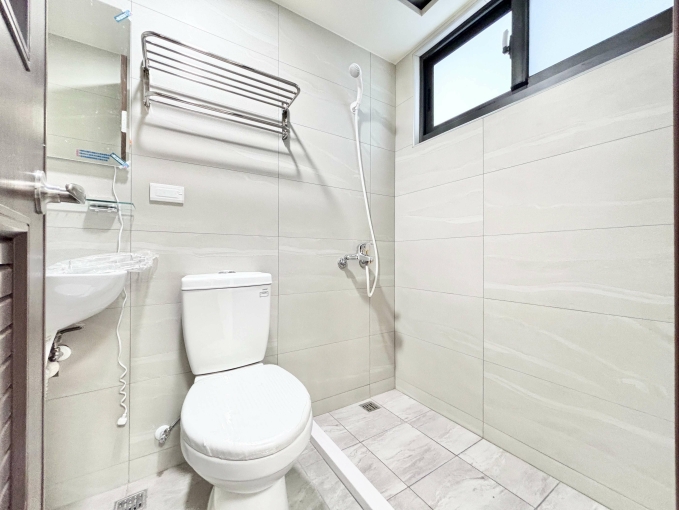 🧡請加賴🧡超新電梯🧡租屋補助🧡陽台獨洗🧡乾溼分離🧡機車位🧡秒殺物件🧡（第9張）