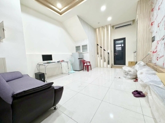 祐✨全新完工簡易家具✨三房二廳透天✨可寵物✨竹子坑（第4張）