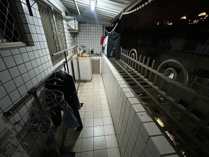 ★737美食★靜優套房★洗烘衣機★公園（第6張）