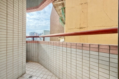 西區近精誠路中美街忠明南路陽台電梯套房~租屋最謹慎（第5張）