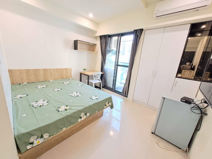 租補**電梯套房*採光佳*陽台獨洗曬*專屬機車位 - Image 2