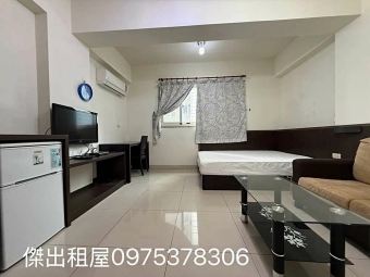 傑出租屋/大竹稀有套房,採光佳,獨洗 - Image 8