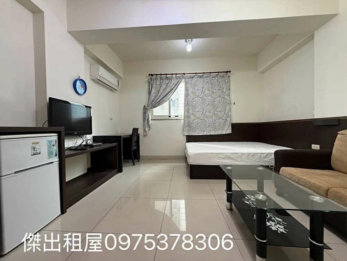 傑出租屋/大竹稀有套房,採光佳,獨洗 - Image 3