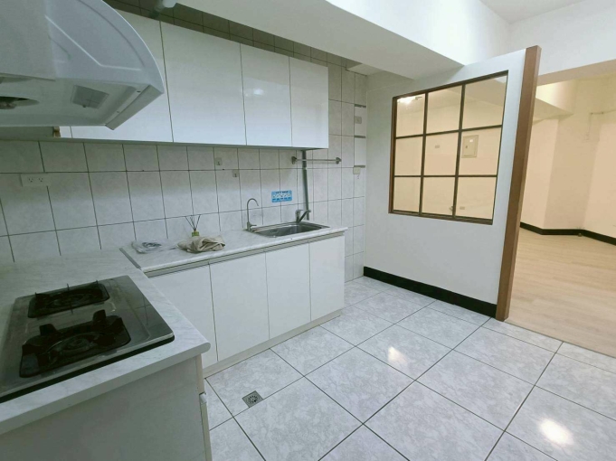 南區>文心南路>可租補>平車美3房（第9張）