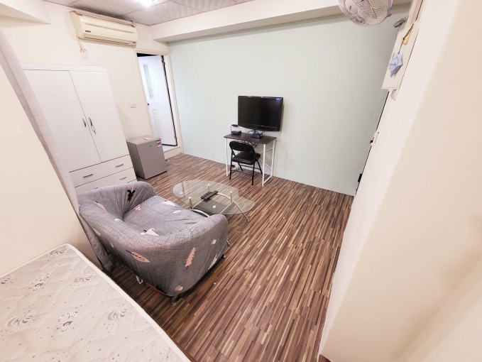 南區電梯•陽台套房｜獨洗曬｜租金首月半價｜可雙租補｜復興路三段（第3張）