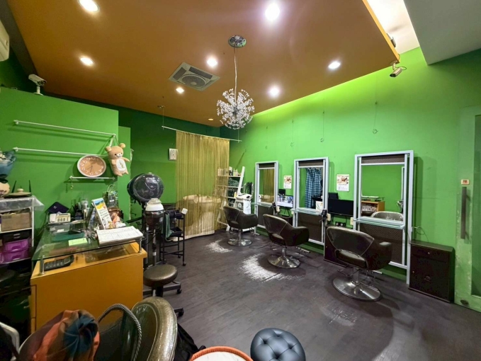 頂讓店面🍀美髮店🍀東山軍功路口🍀可設備全清（第3張）