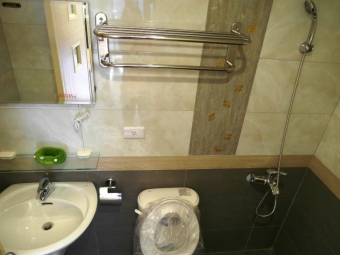 逢甲✔可短租✨機車位（第9張）