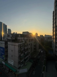 信義區.捷運松山站.獨立陽台.明亮舒適設計感大套房（第9張）