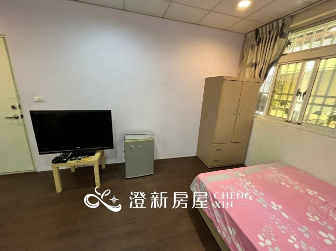 🎉近新莊車站/好市多/竹科/光復路美食商圈 🎉寬敞套房只要5500/有飲水機/超低電費 - Image 4