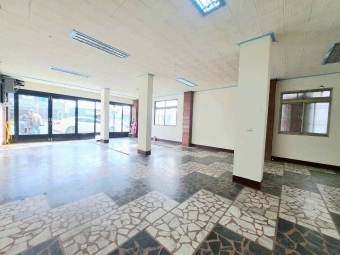 住宅區/三角窗大空間稀有店面（第5張）